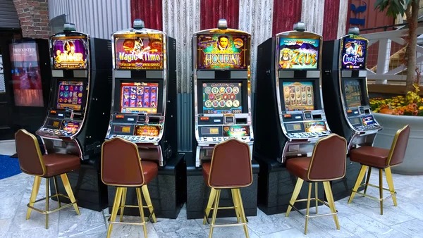 mandalatoto game library dashboard showing sportsbook, live dealer, slots, and esports categories